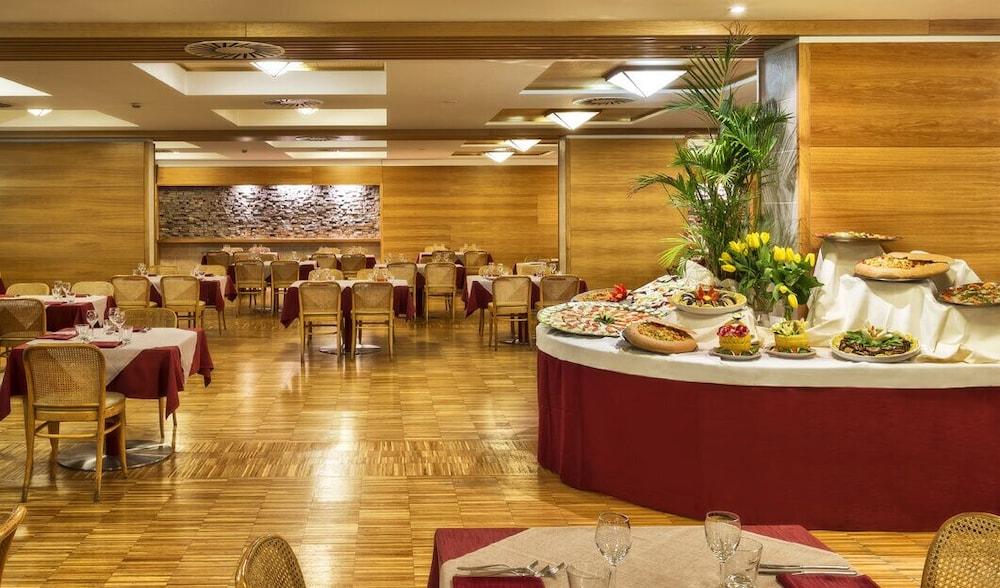 Hotel Club Regina E Fassa Mazzin Exterior foto