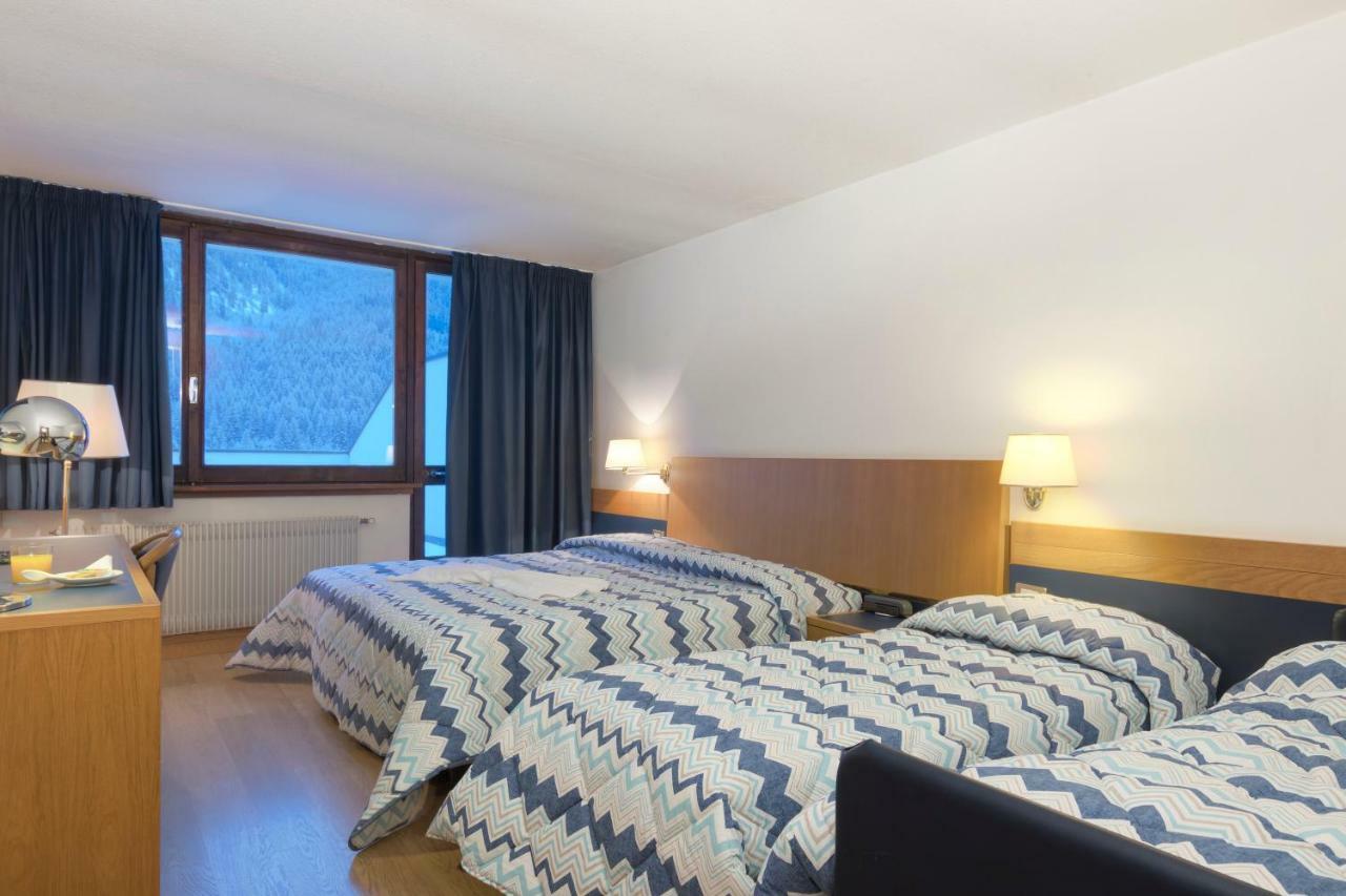 Hotel Club Regina E Fassa Mazzin Exterior foto
